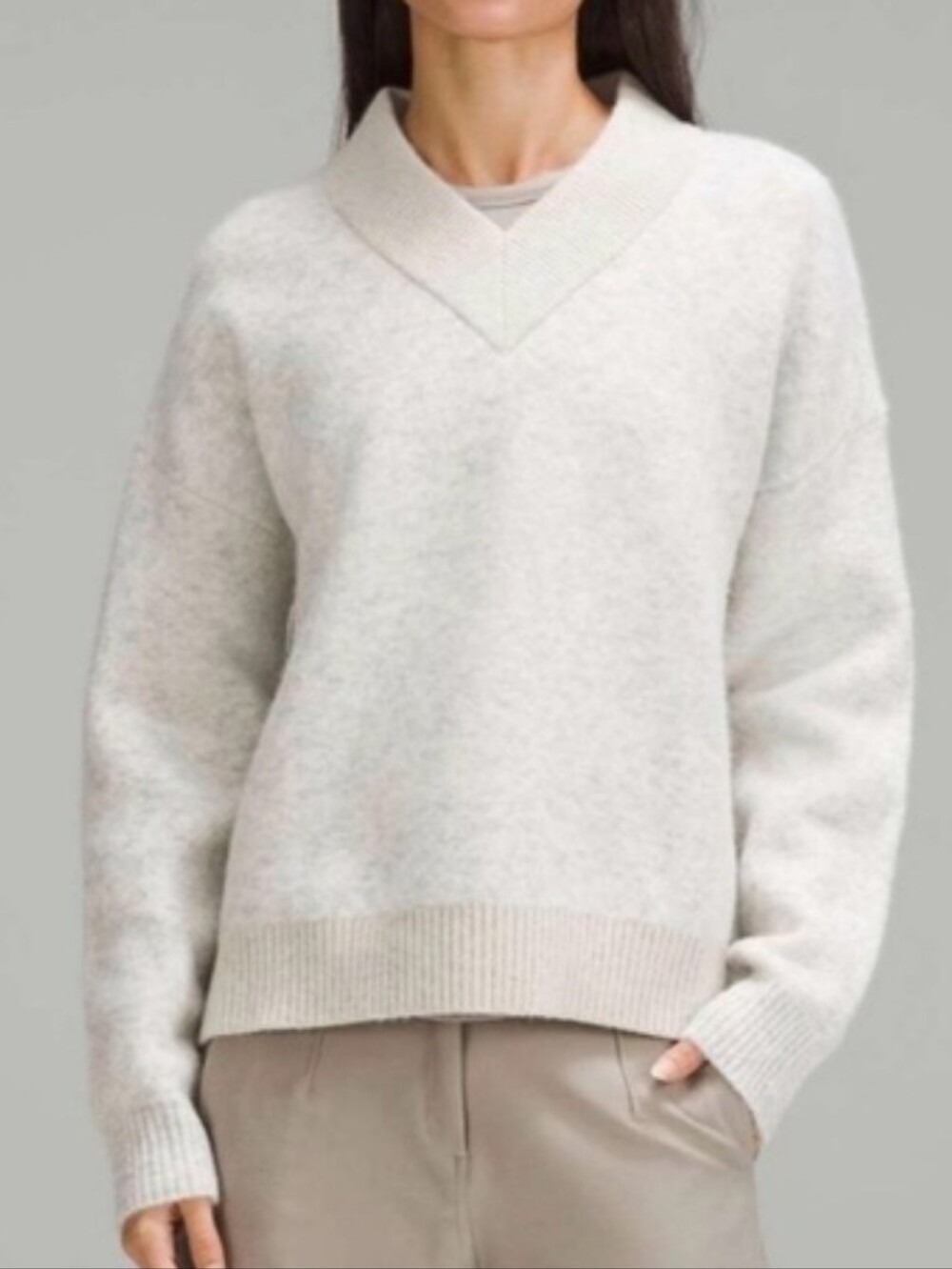 Lululemon Athletica Alpaca Wool Blend V Neck Pullover Sweater